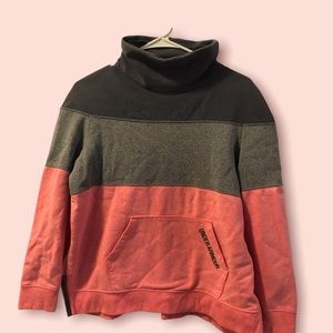 Under Armour Girl’s Sweatshirt